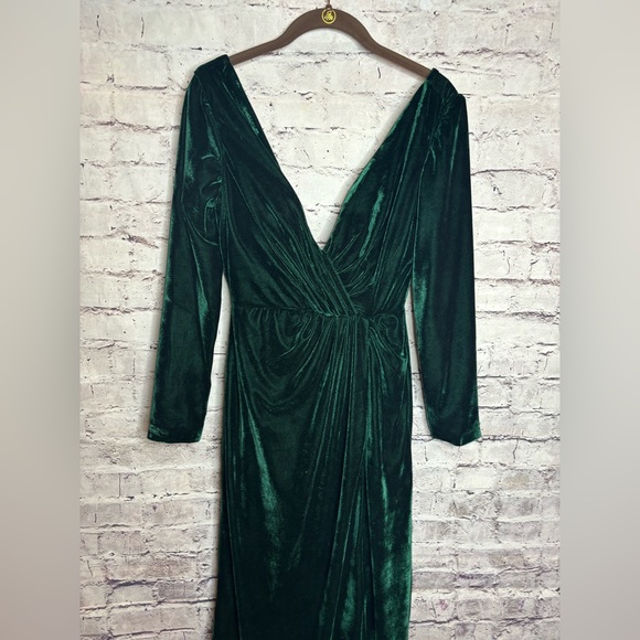 NWT 0 Lover Kiss Women Long Sleeve Velvet Formal Dress - Picture 5 of 9